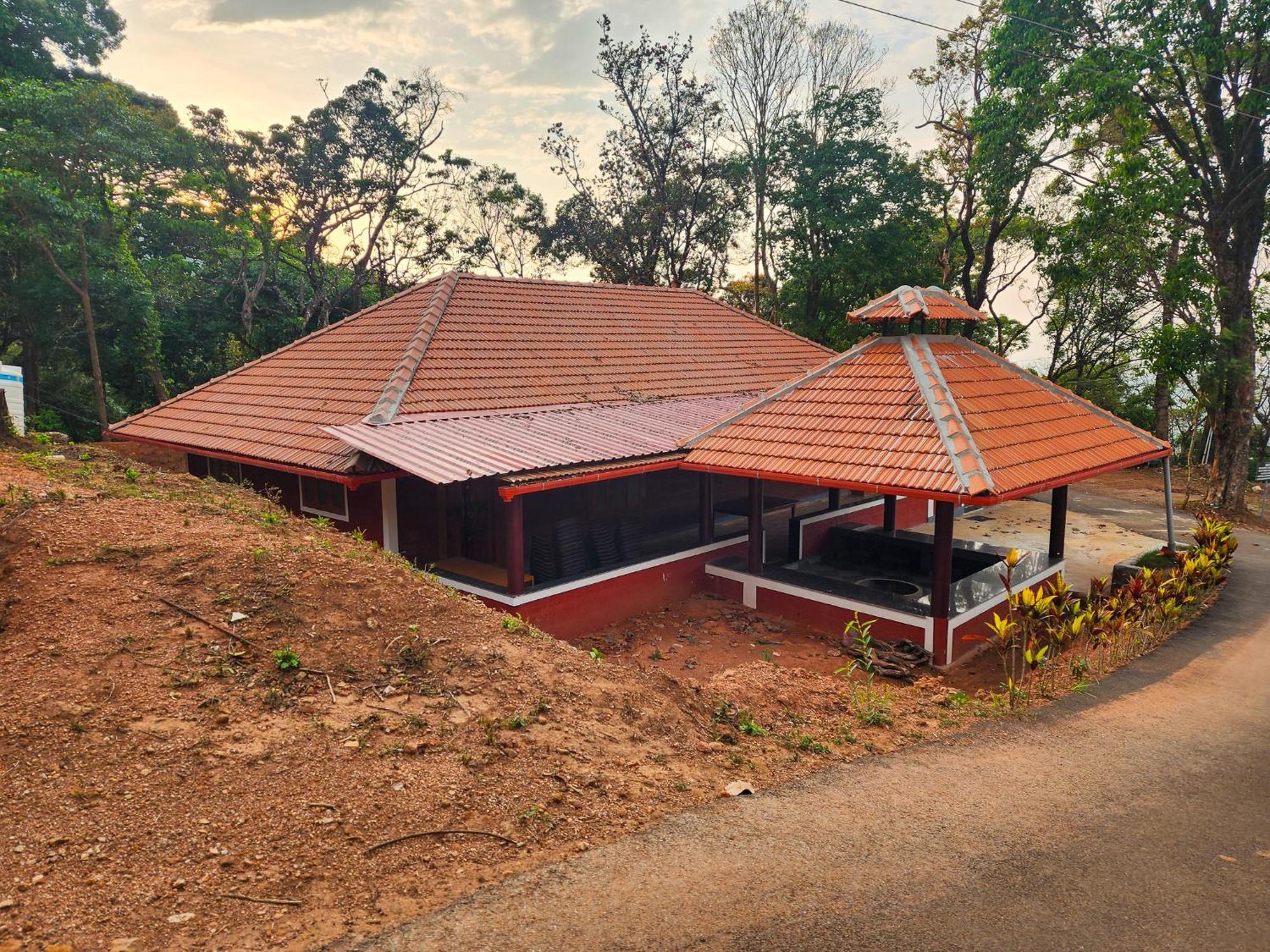 Celestial Heights Homestay Kurchi Exterior foto