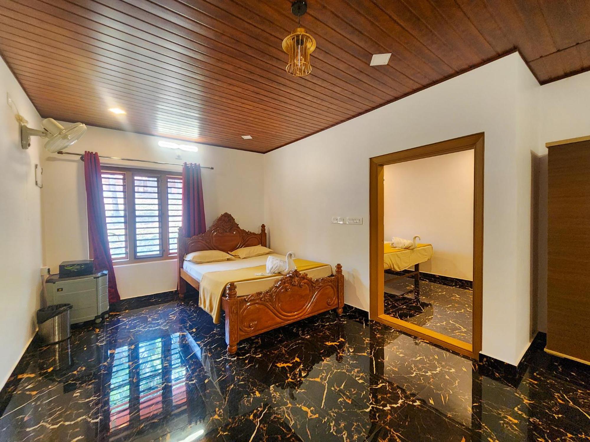 Celestial Heights Homestay Kurchi Exterior foto
